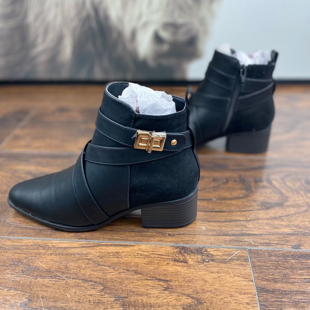 Just Fab Bootie   - Picture 4 of 8